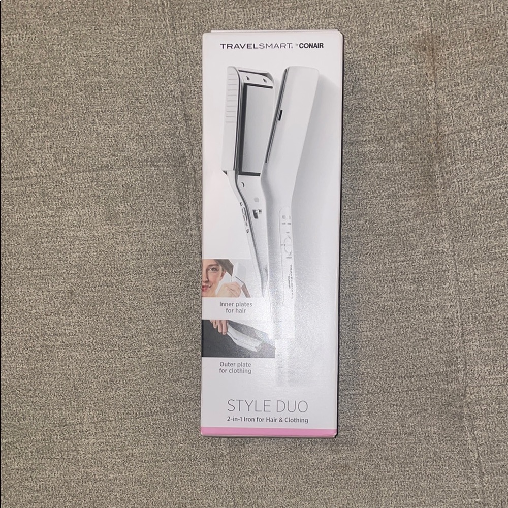 TravelSmart Conair Style Duo 2-in-1 White Iron for Clothing and Hair NWT
